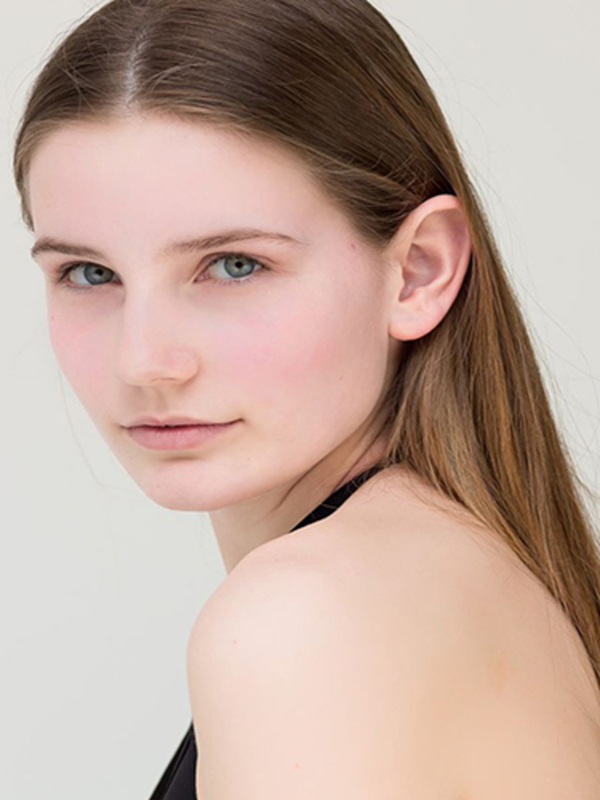 Julia S. - VISAGE International Model Agency Zurich