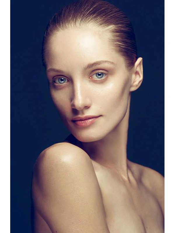 Karolina Kur - VISAGE International Model Agency Zurich